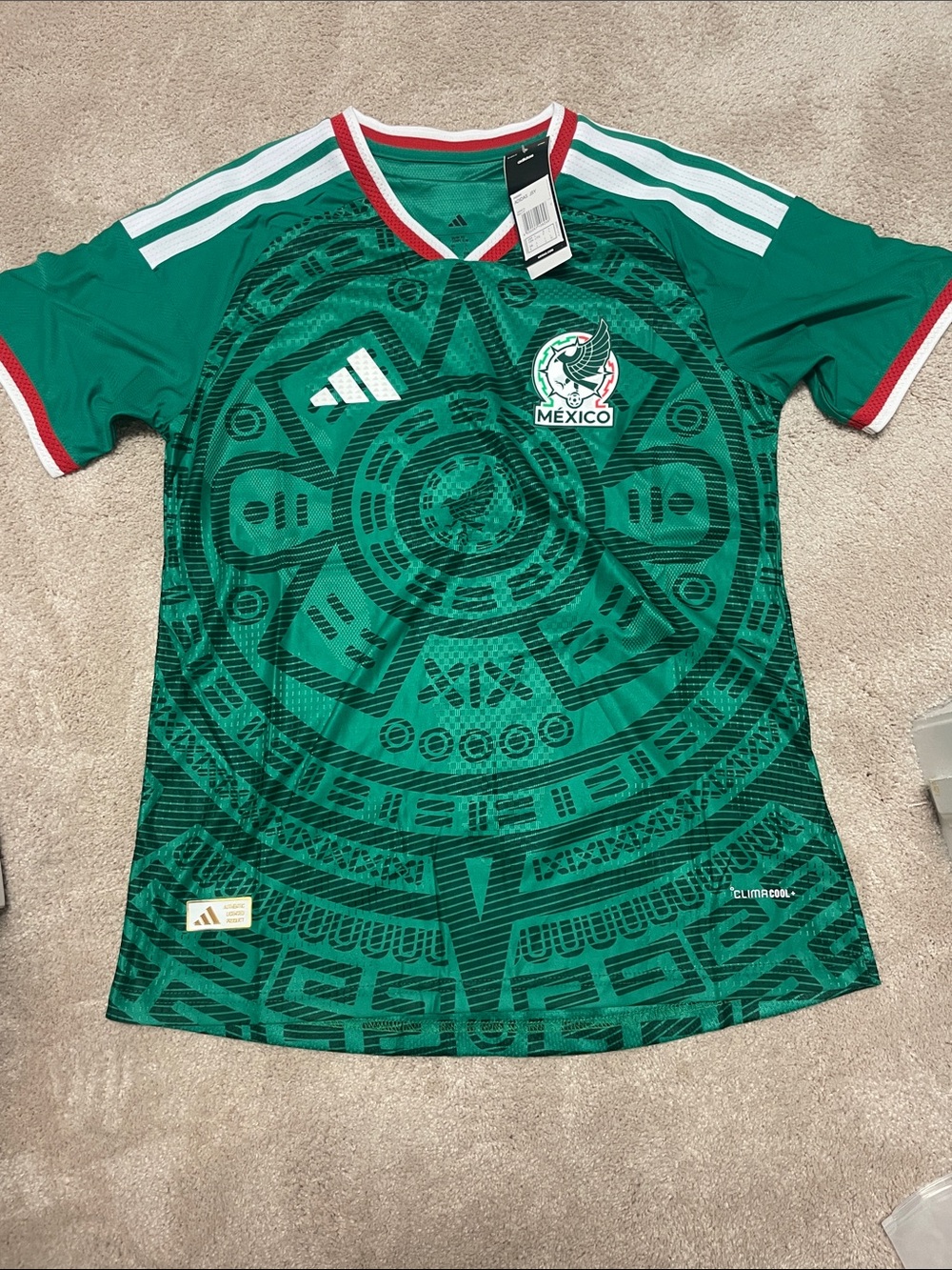 adidas Green Mexico Men’s Soccer Jersey with Aztec Graphic-Size Large